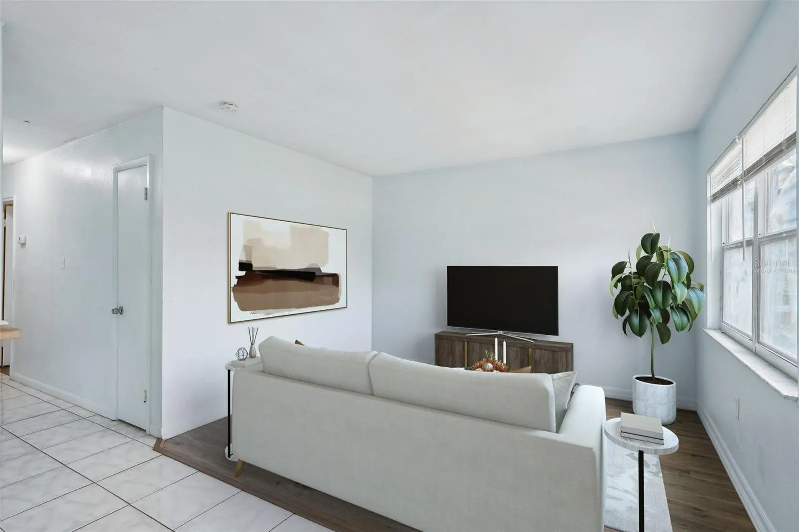 7715 DELEUIL AVE