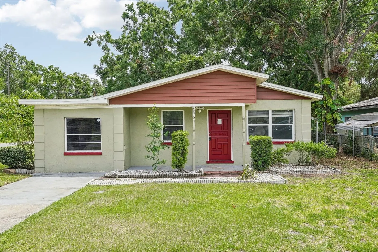 7715 DELEUIL AVE