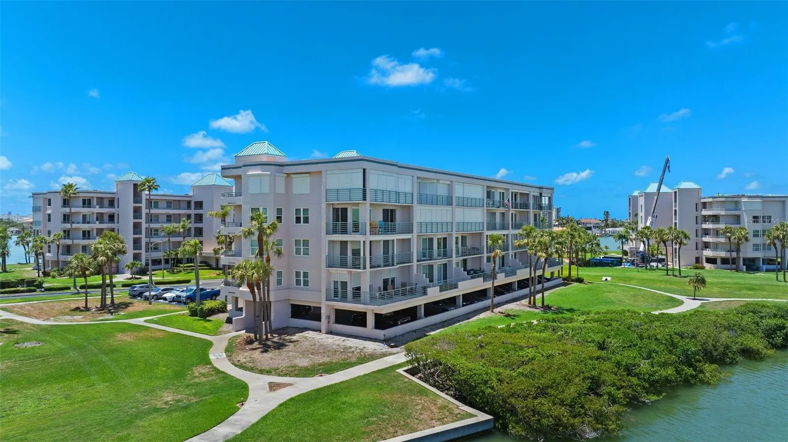 8021 SAILBOAT KEY BLVD S #305, #305