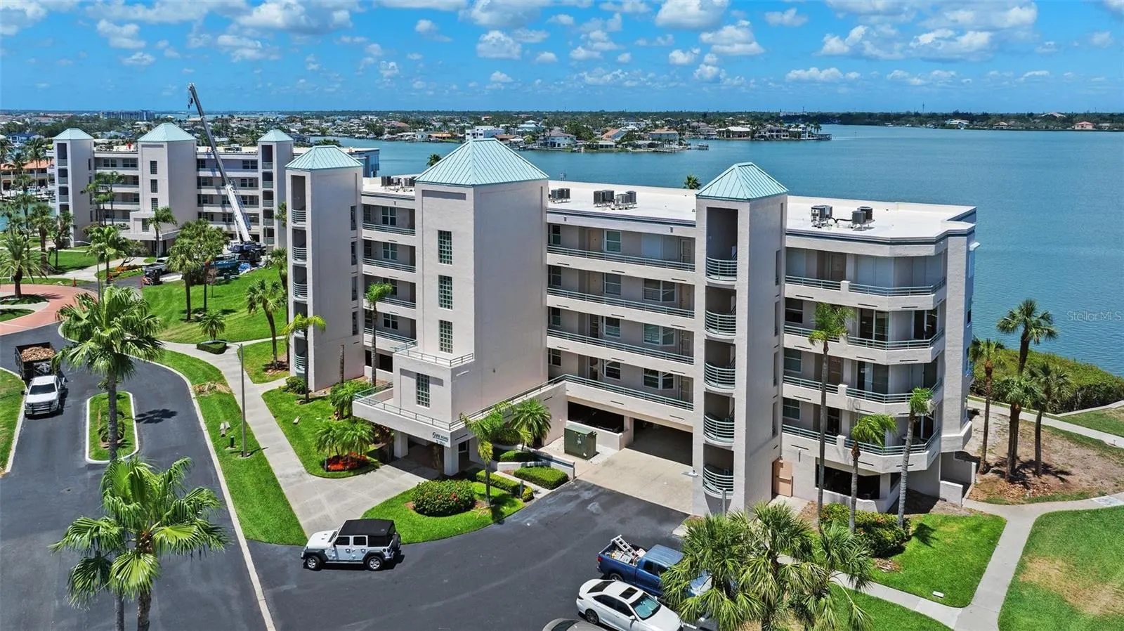 8021 SAILBOAT KEY BLVD S #305, #305