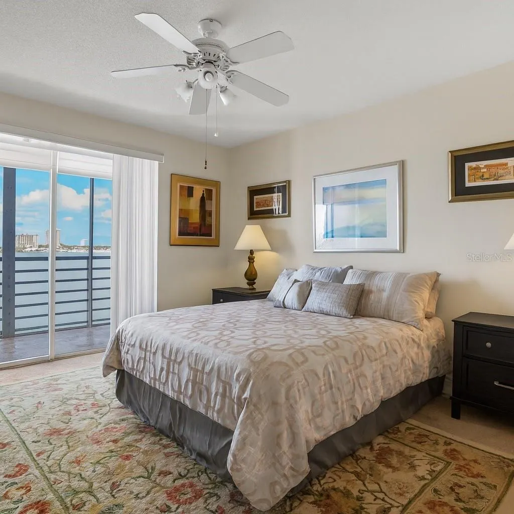 8021 SAILBOAT KEY BLVD S #305, #305
