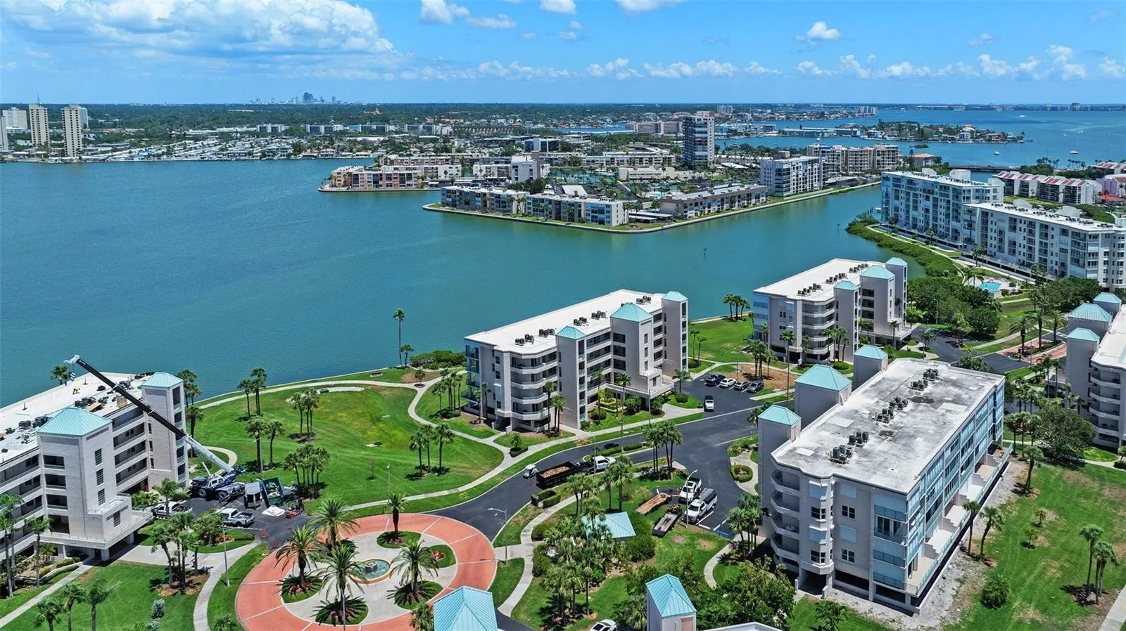 8021 SAILBOAT KEY BLVD S #305, #305