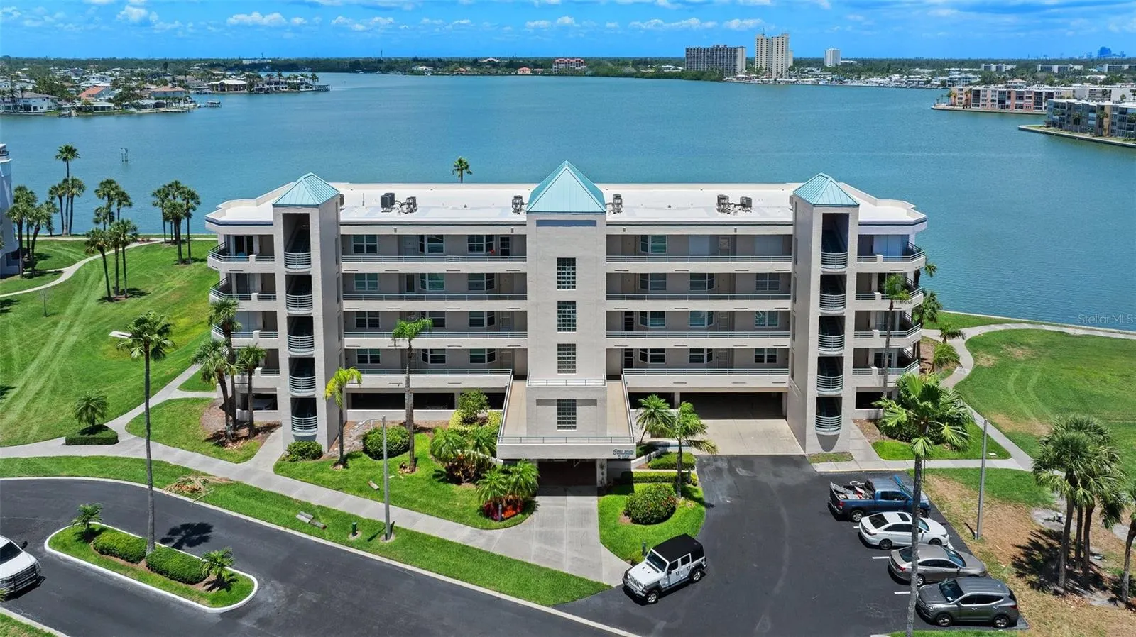 8021 SAILBOAT KEY BLVD S #305, #305