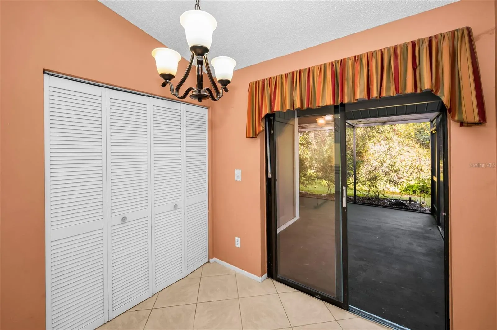3500 MAGNOLIA RIDGE CIR #405, #405