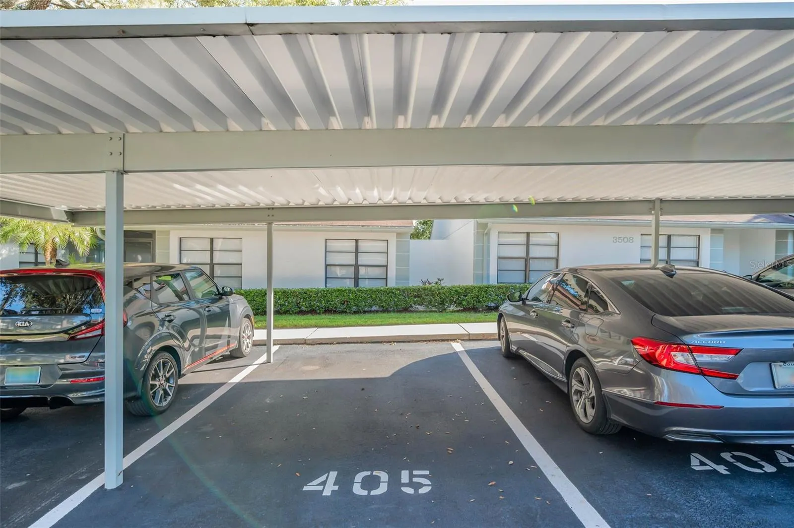 3500 MAGNOLIA RIDGE CIR #405, #405