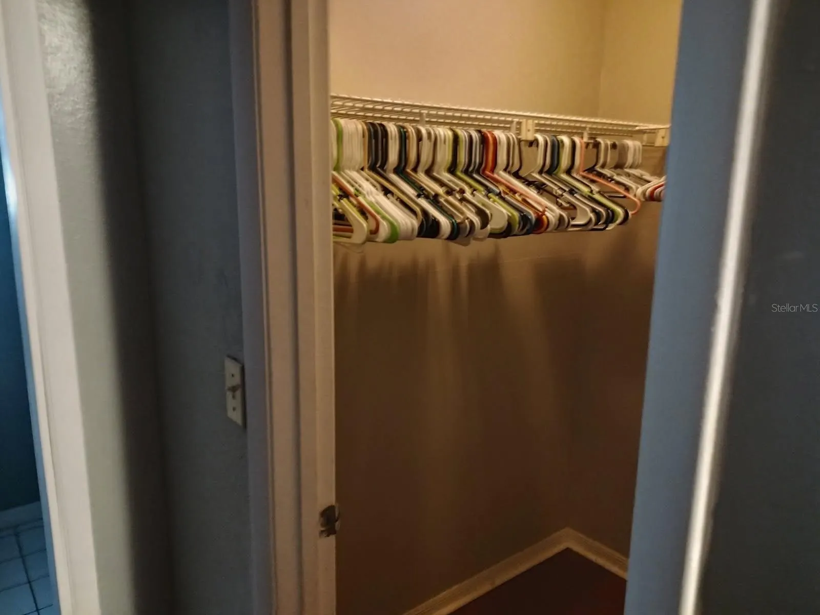 2123 WOODBURN LOOP S