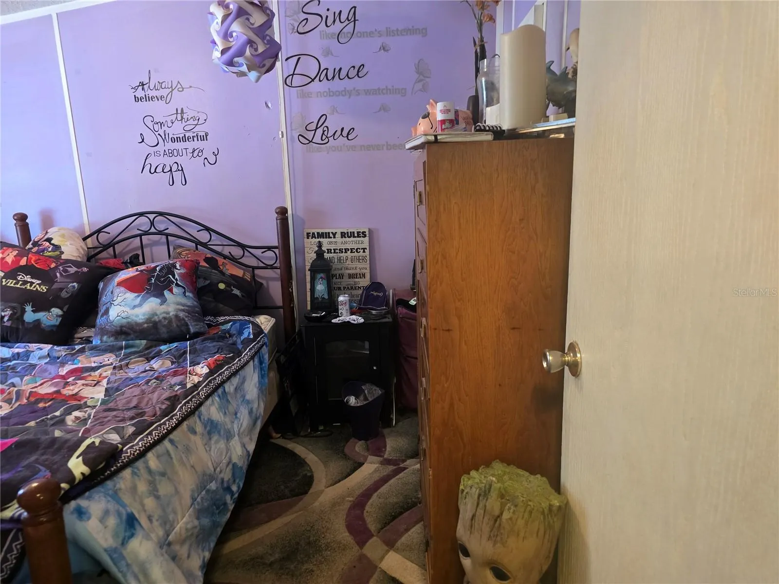 12843 ITHACA AVE