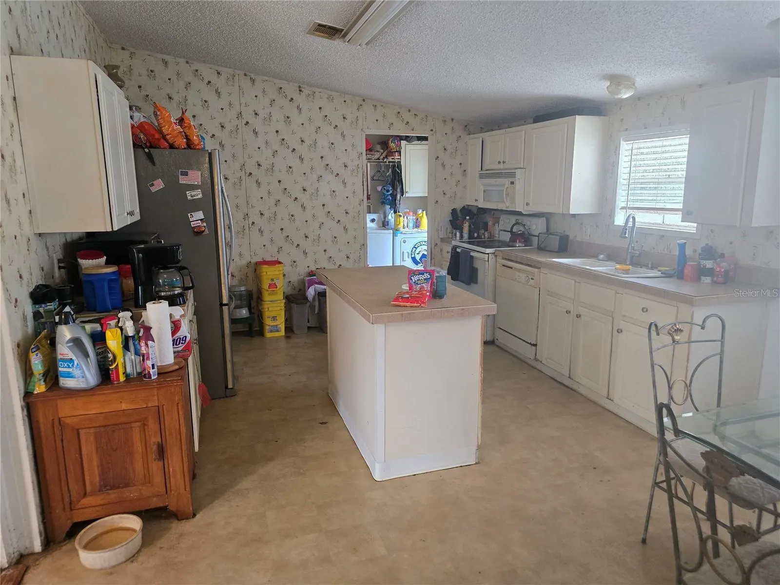 12843 ITHACA AVE
