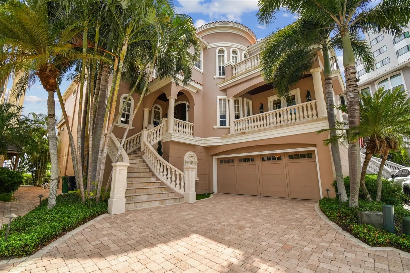2802 BAYPOINTE CIR