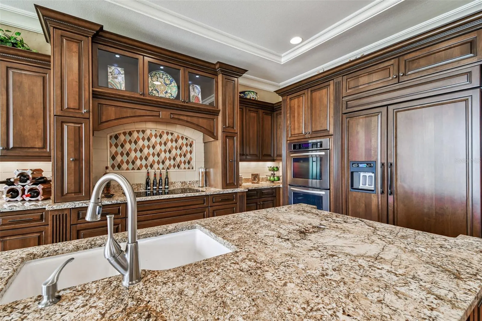 2802 BAYPOINTE CIR