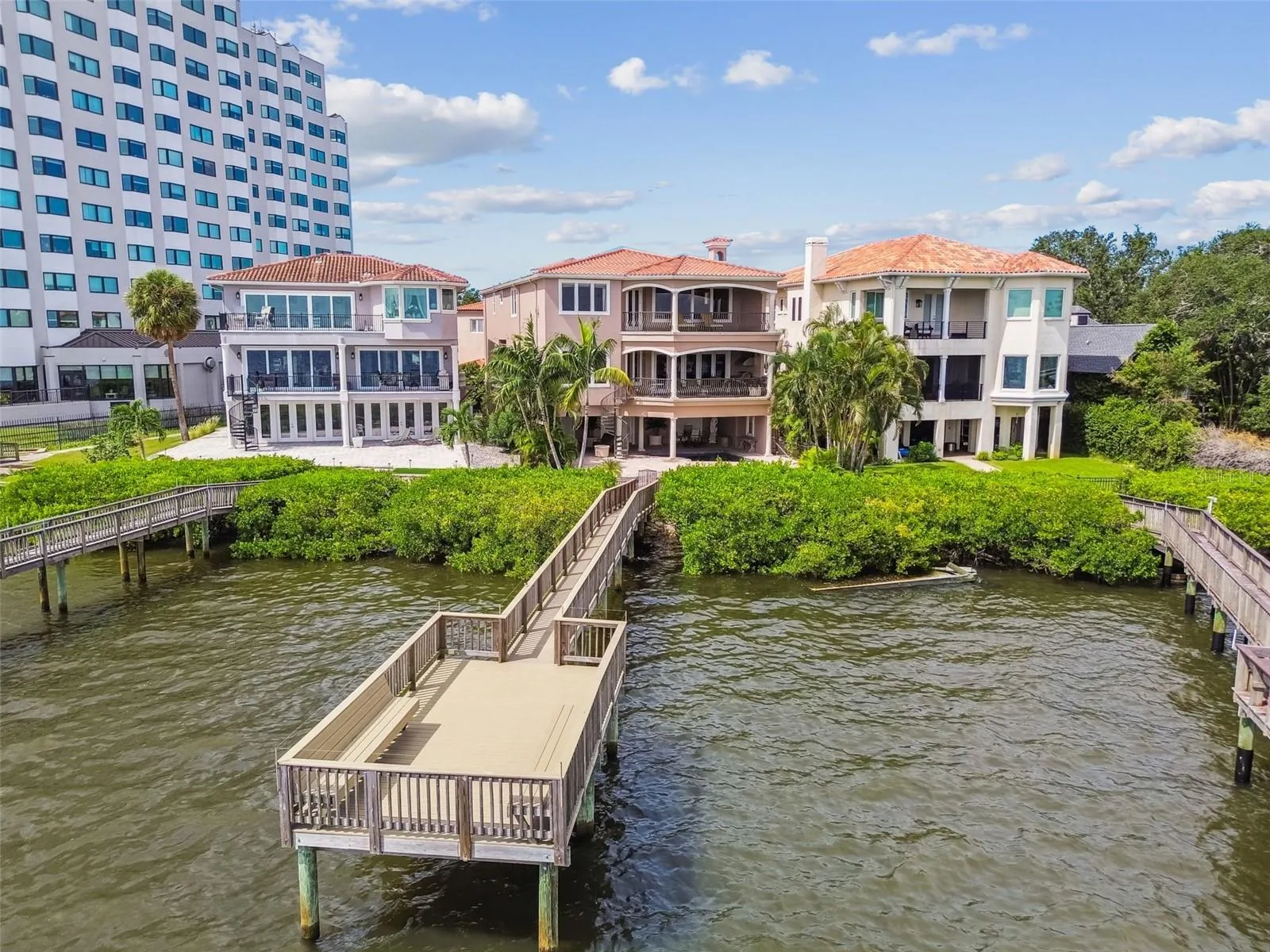 2802 BAYPOINTE CIR