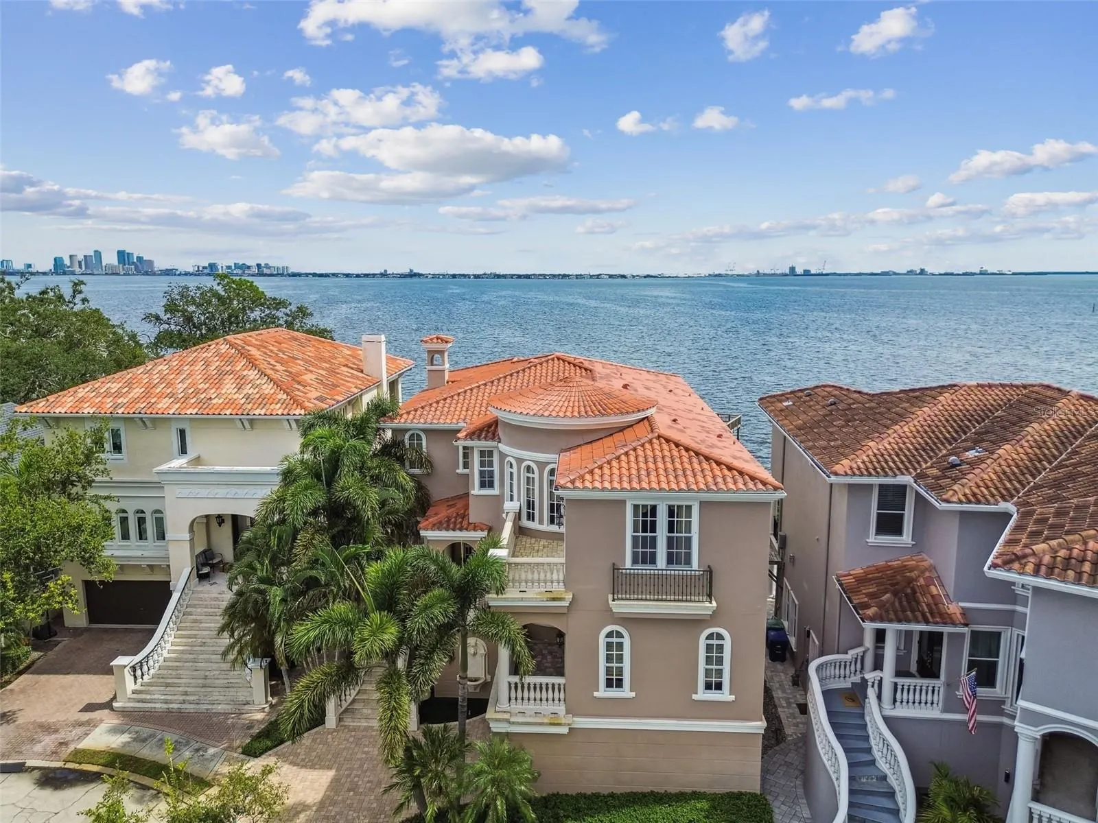 2802 BAYPOINTE CIR