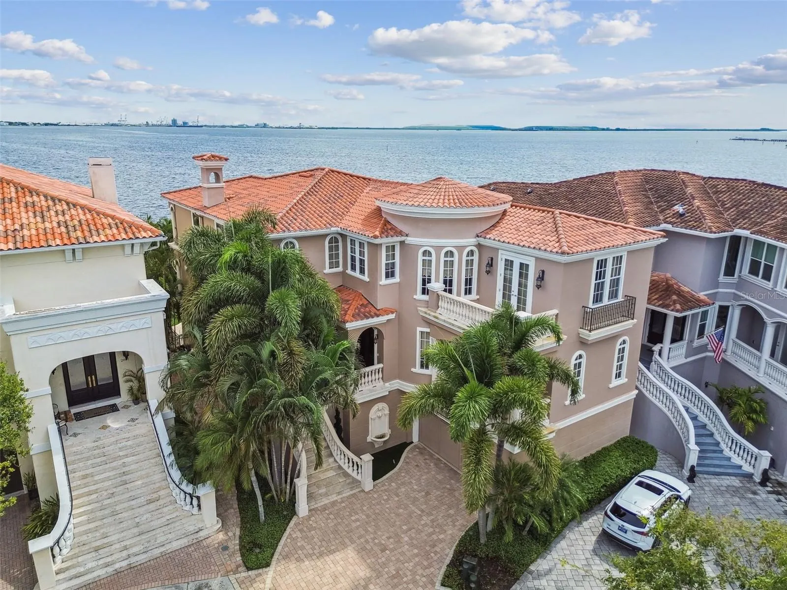 2802 BAYPOINTE CIR
