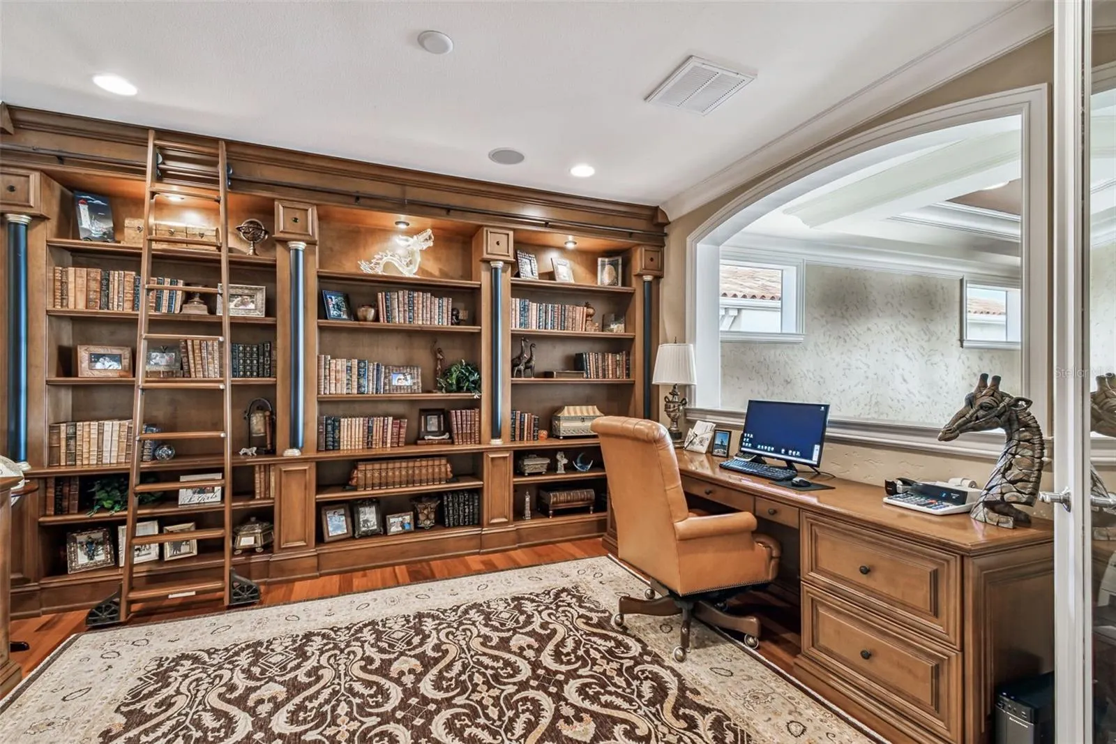 2802 BAYPOINTE CIR