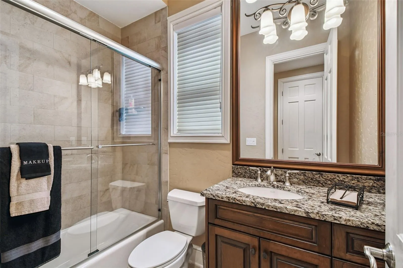 2802 BAYPOINTE CIR