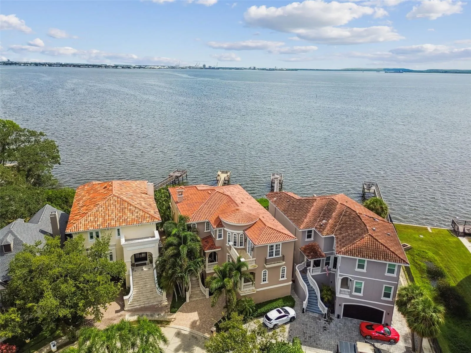 2802 BAYPOINTE CIR