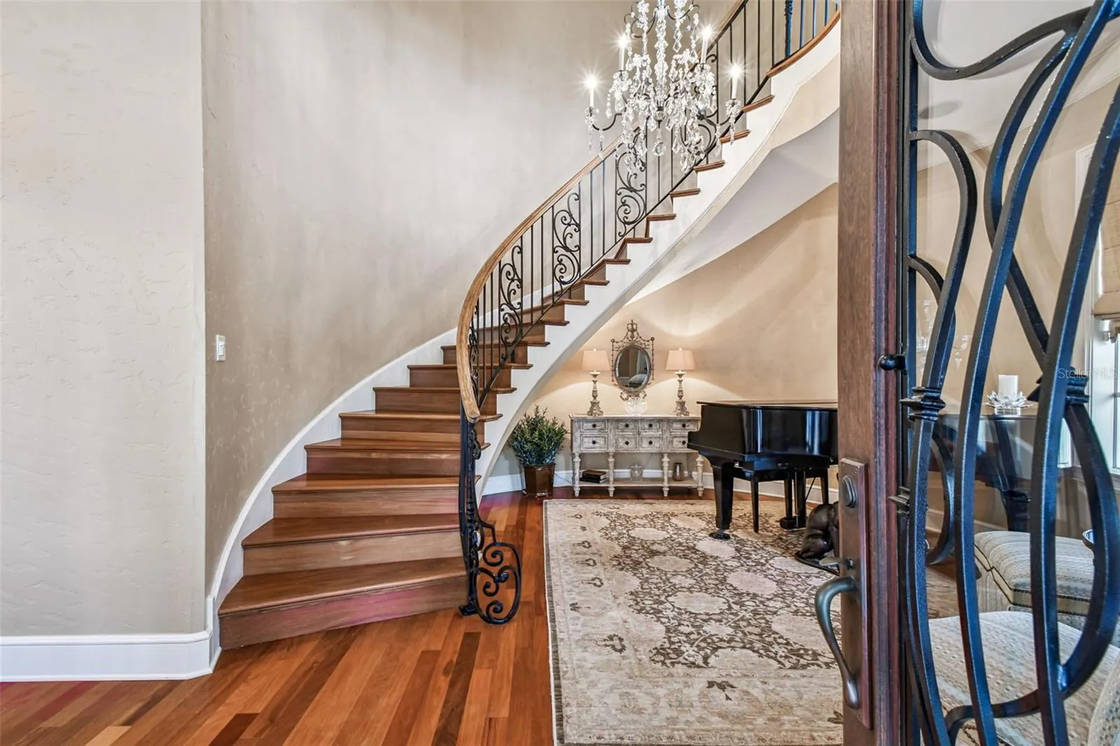 2802 BAYPOINTE CIR