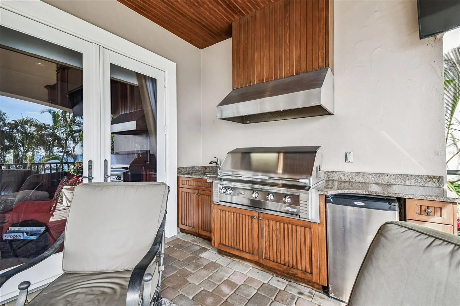 2802 BAYPOINTE CIR