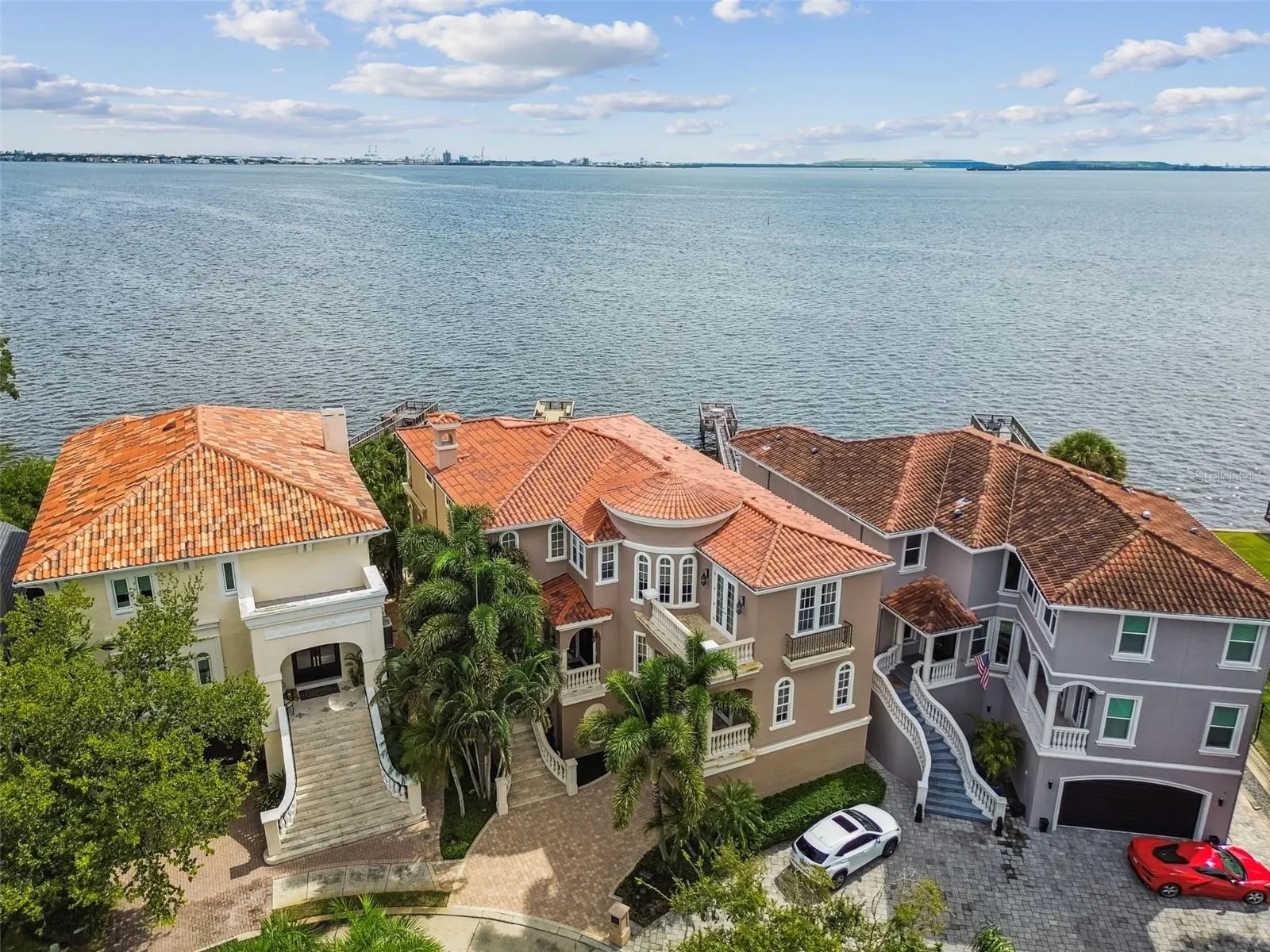 2802 BAYPOINTE CIR