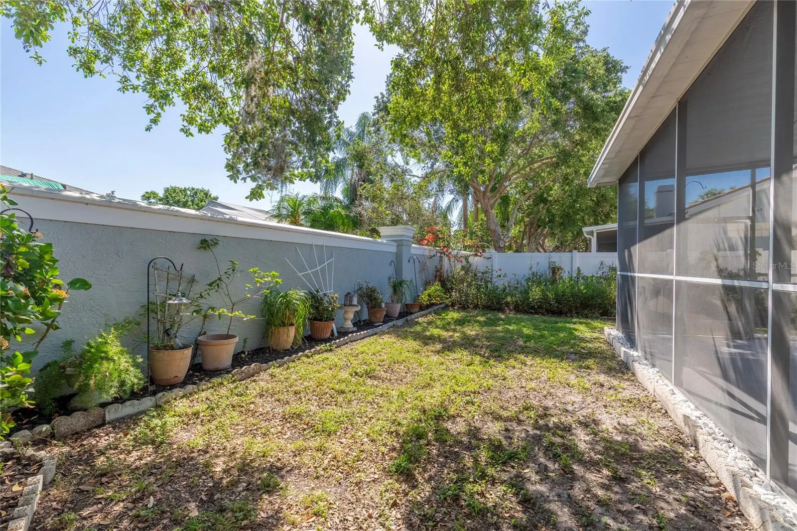 1729 ARABIAN LN