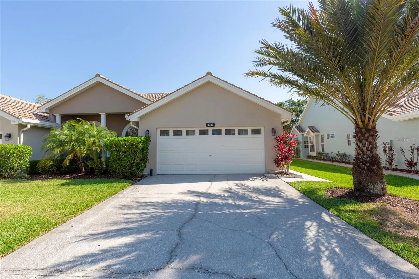 1729 ARABIAN LN