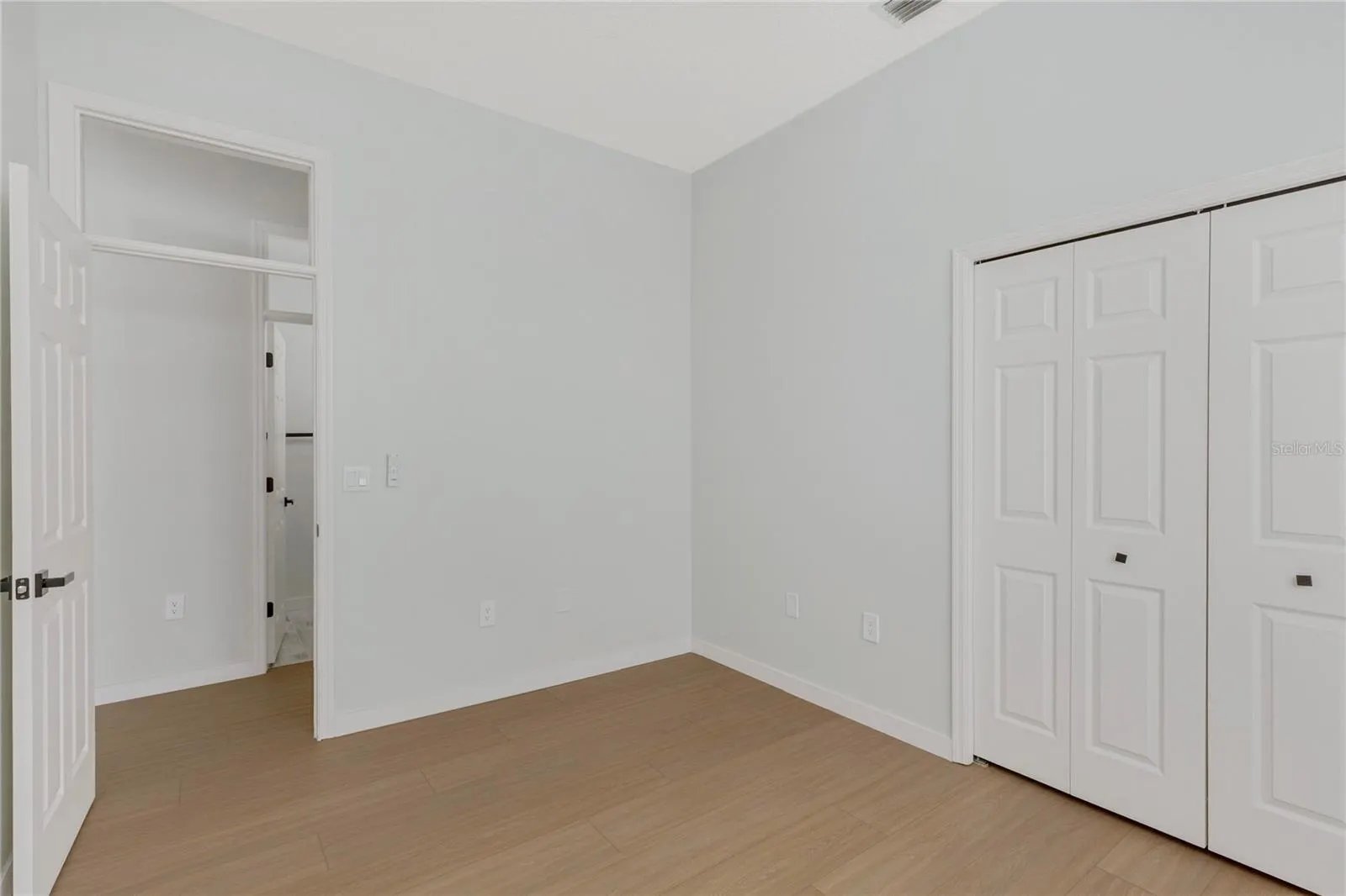 1729 ARABIAN LN