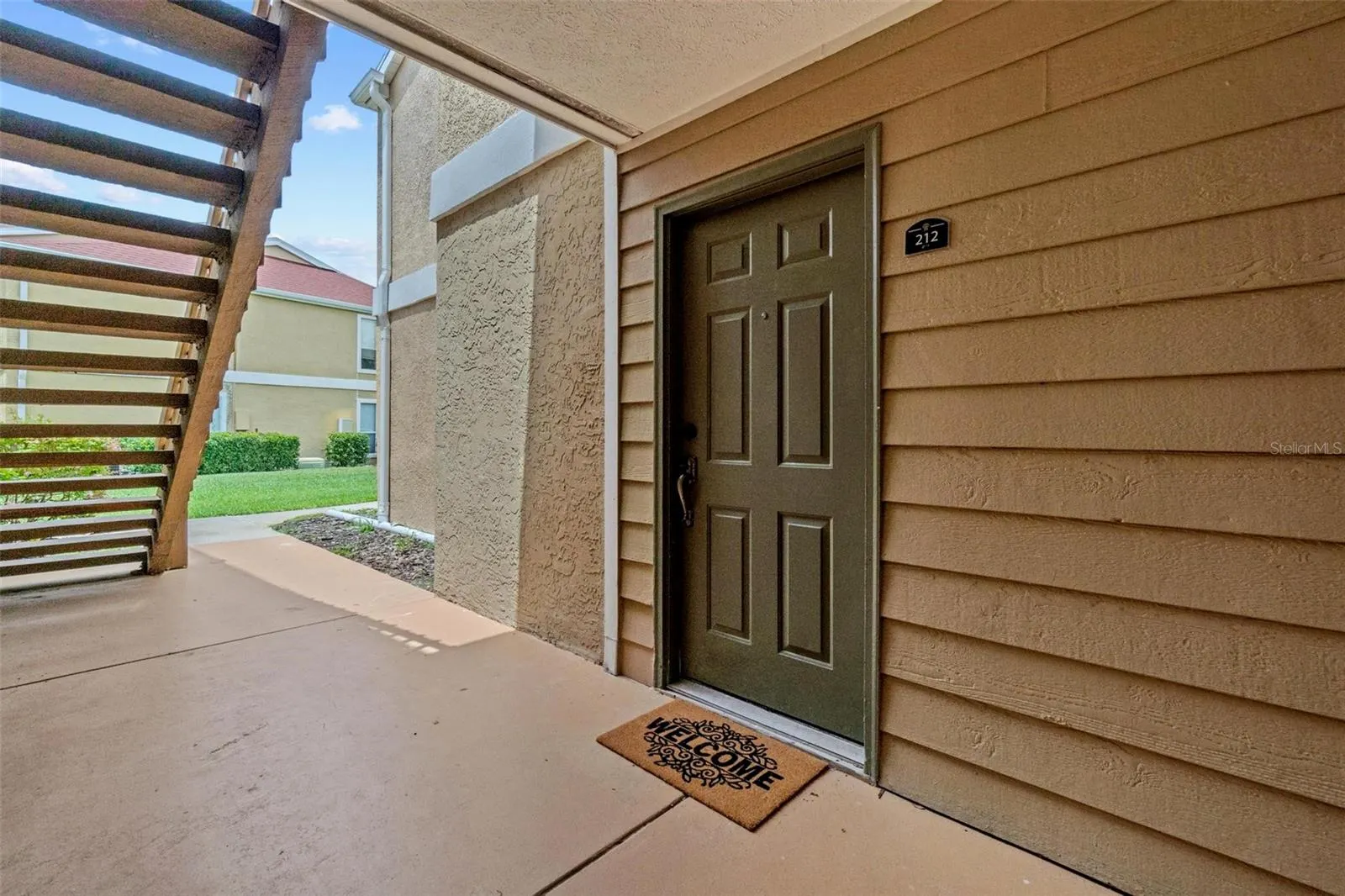 9481 HIGHLAND OAK DR #212, #212