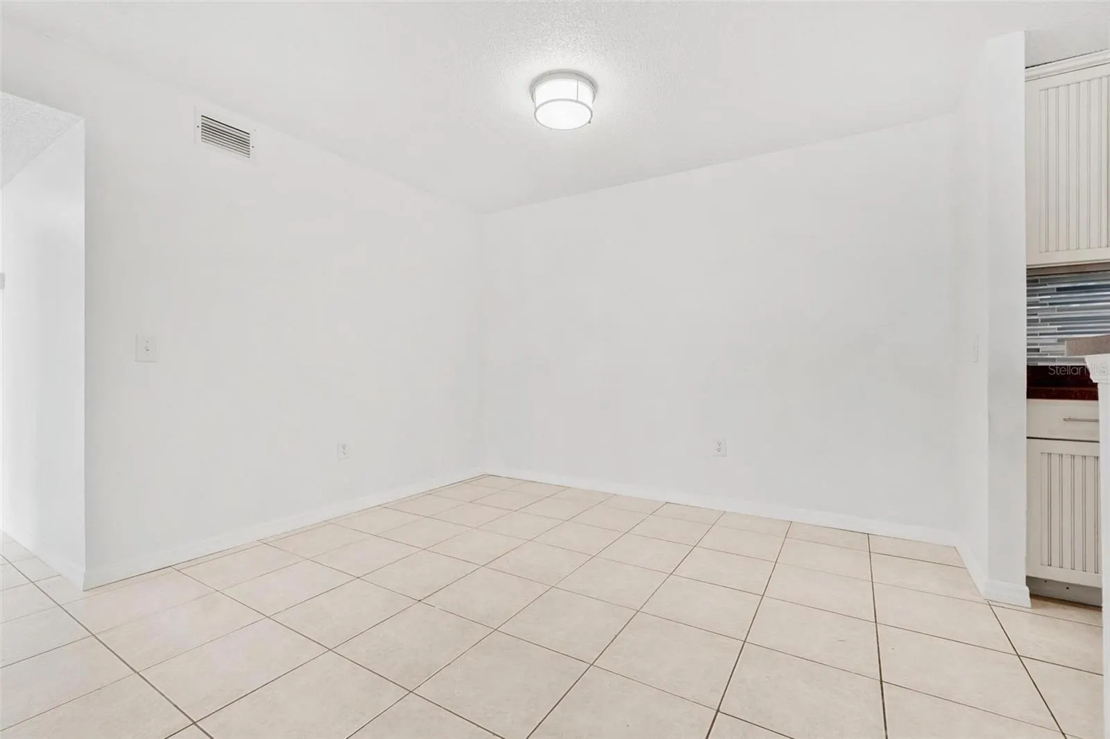 9481 HIGHLAND OAK DR #212, #212