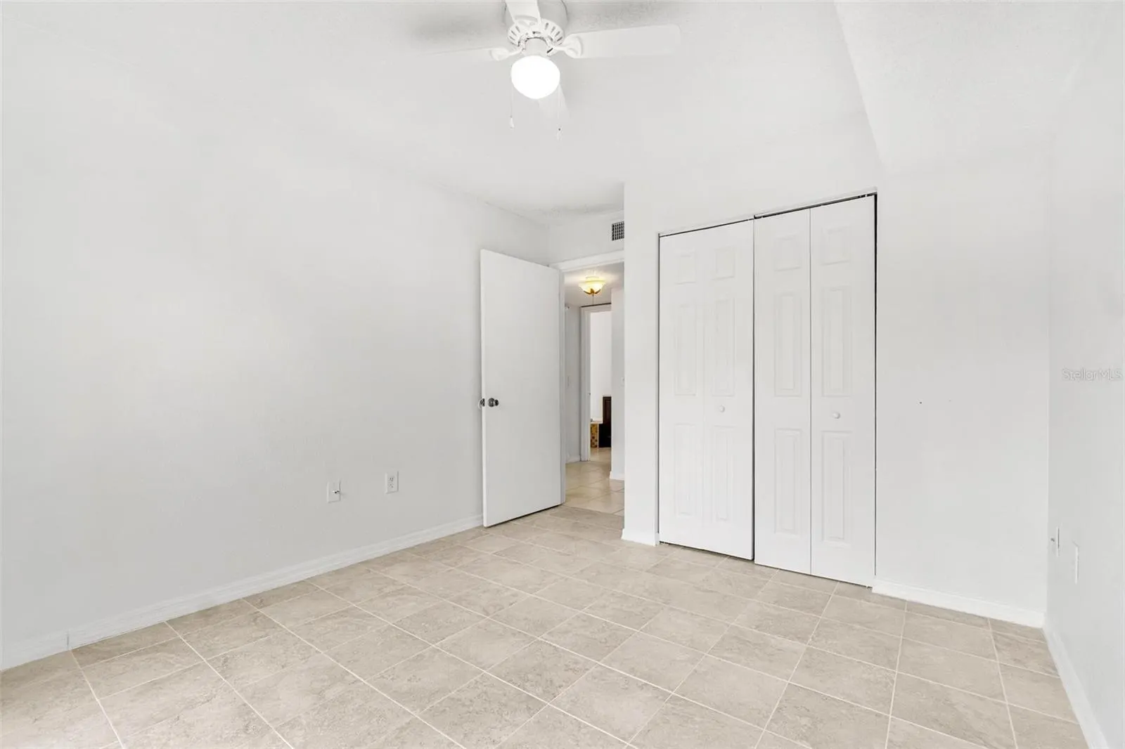 9481 HIGHLAND OAK DR #212, #212