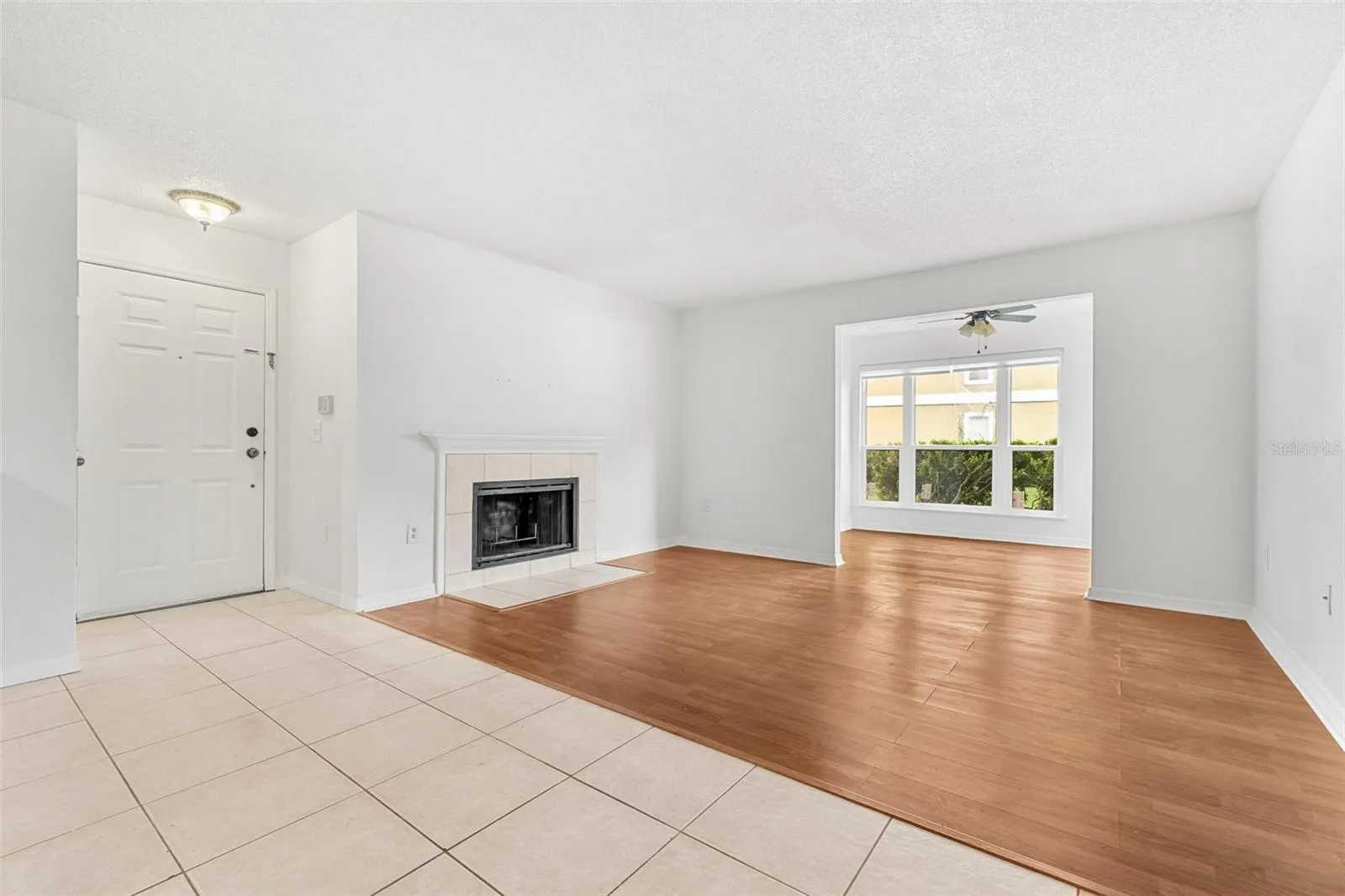9481 HIGHLAND OAK DR #212, #212