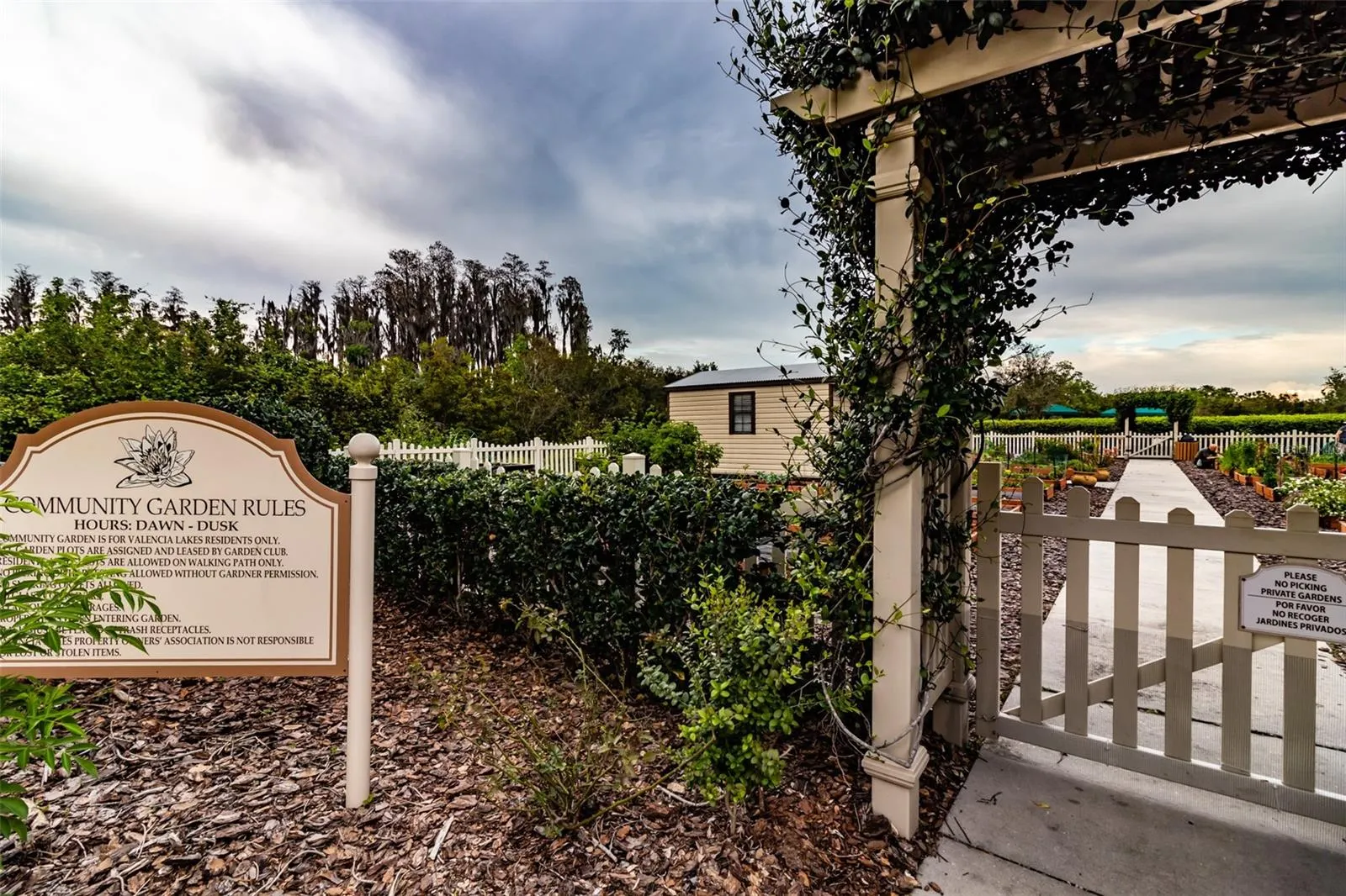 15937 CAPE CORAL DR