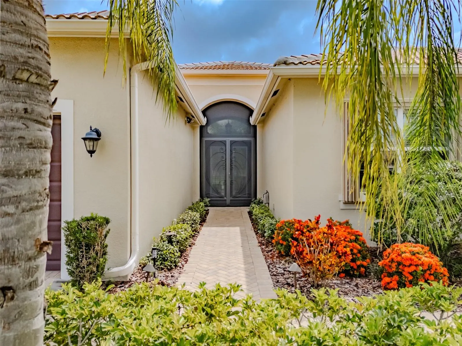 15937 CAPE CORAL DR