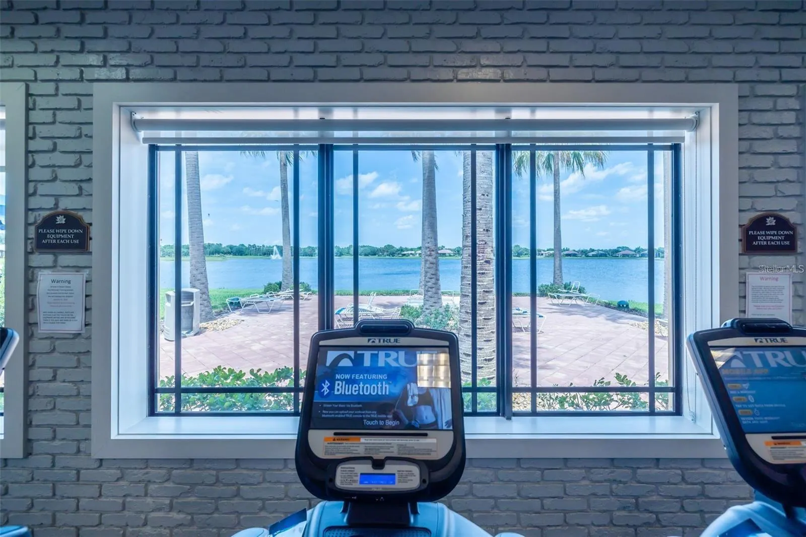 15937 CAPE CORAL DR
