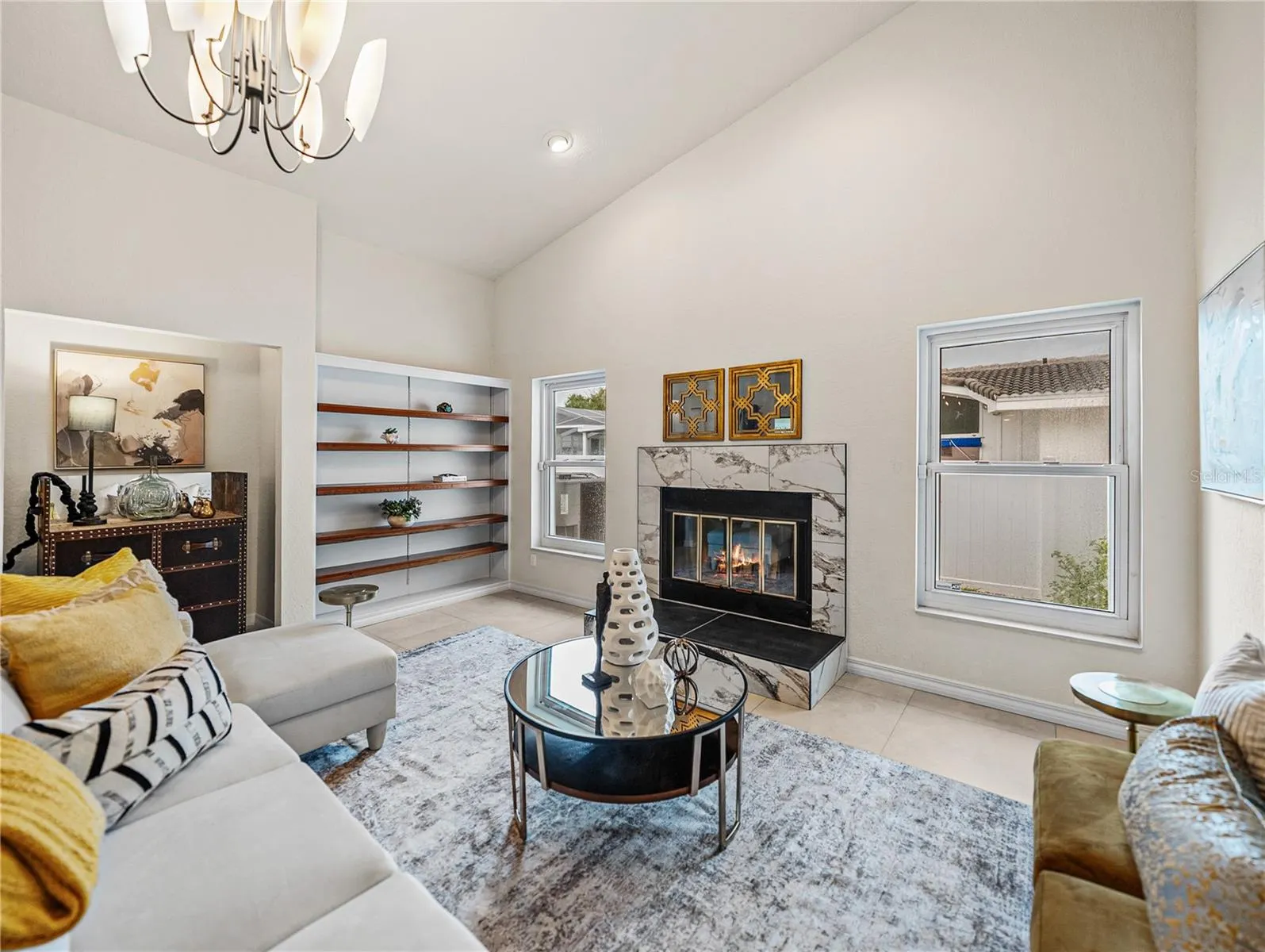 366 6TH AVE N