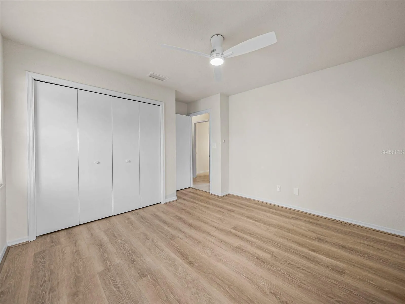 366 6TH AVE N