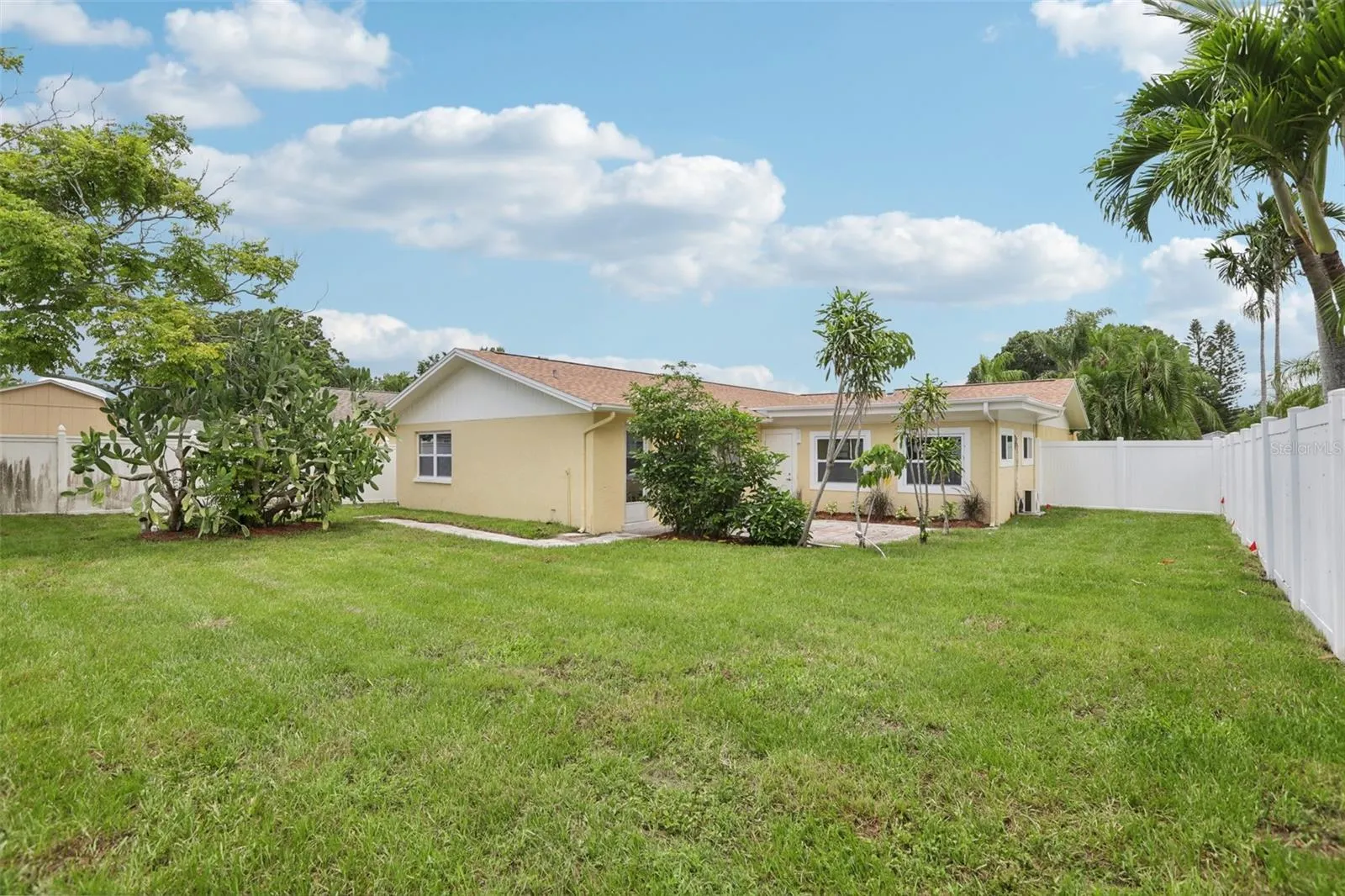 7698 CARDIFF CT