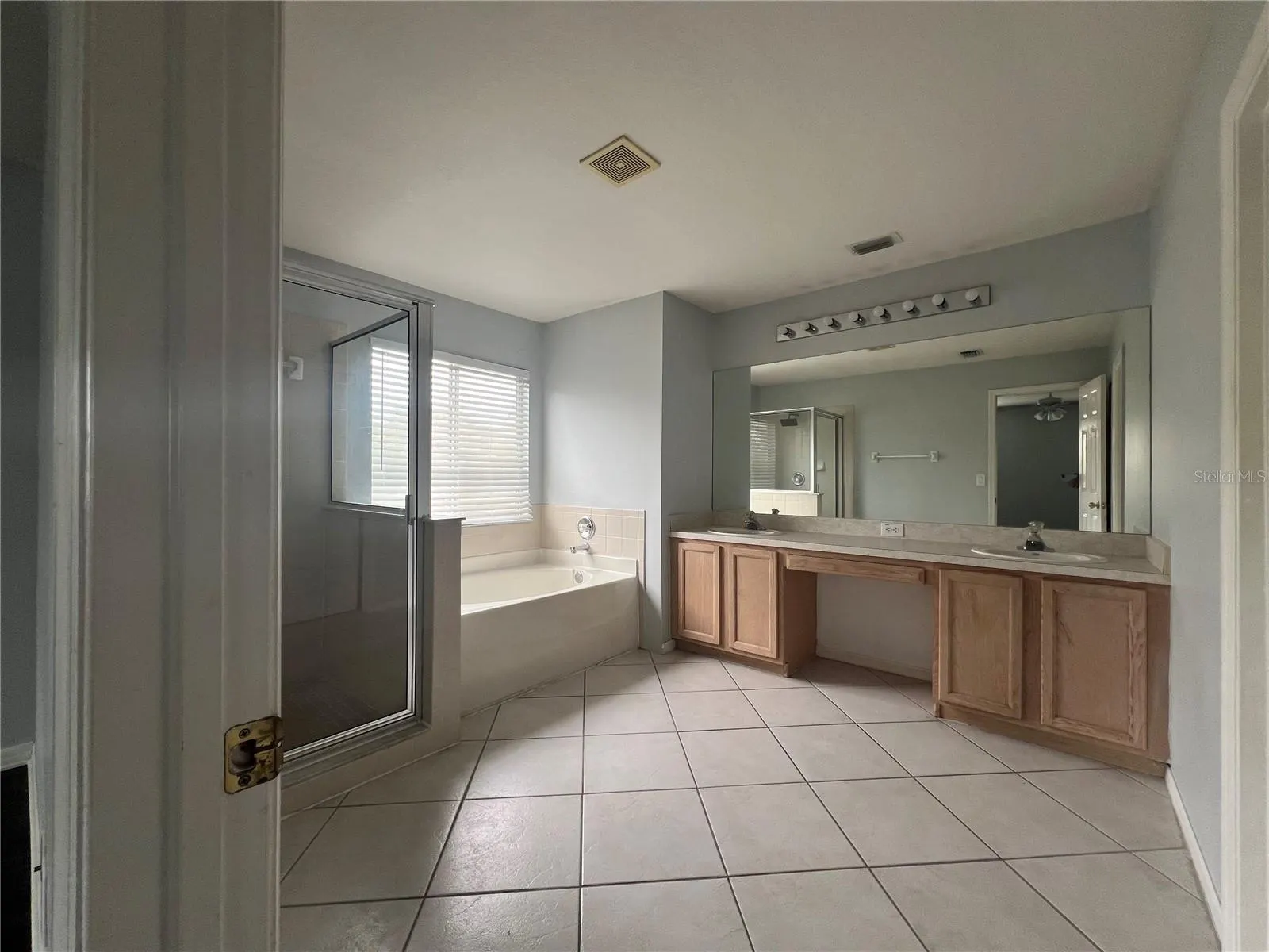 10782 PLANTATION BAY DR