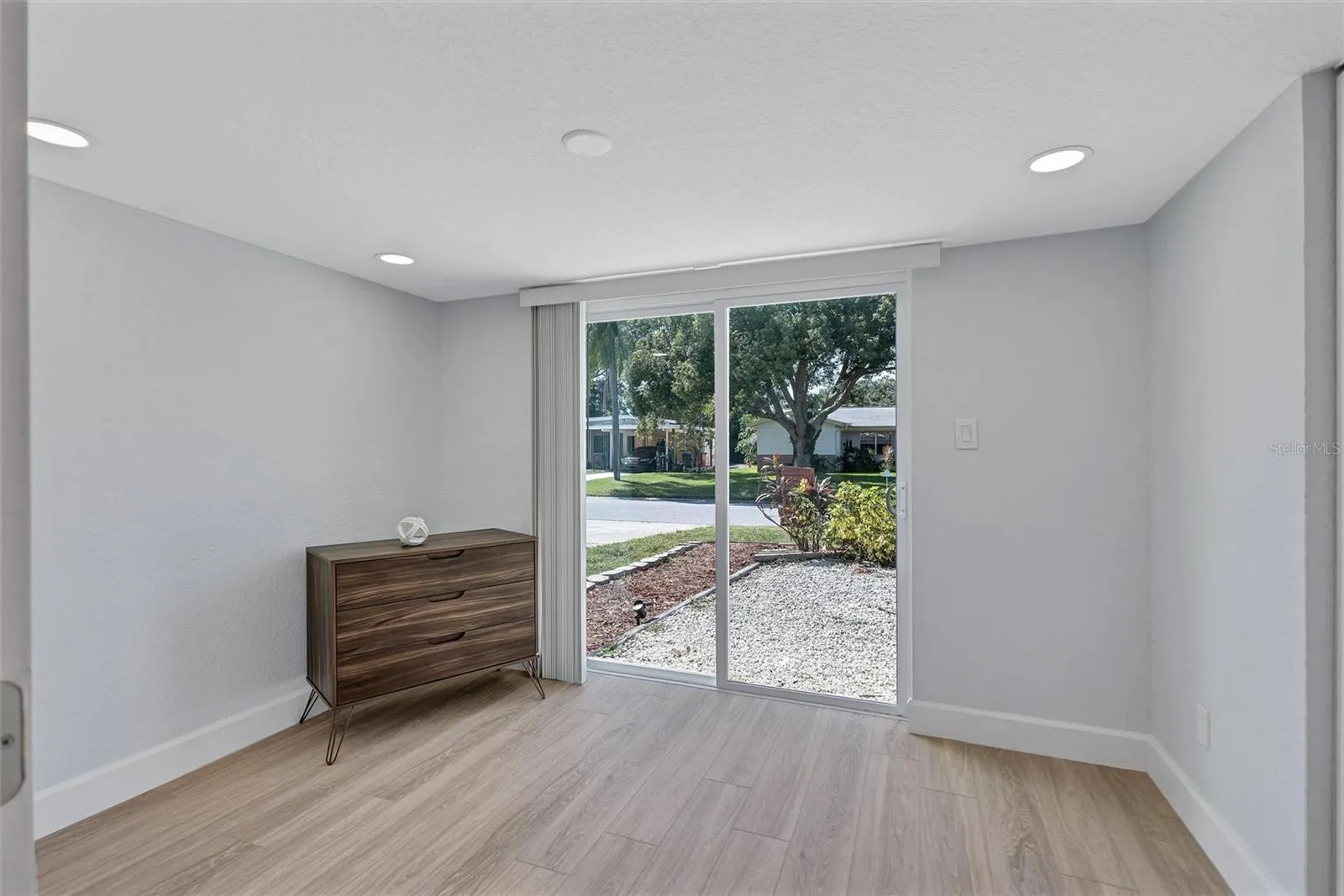 5181 102ND WAY N