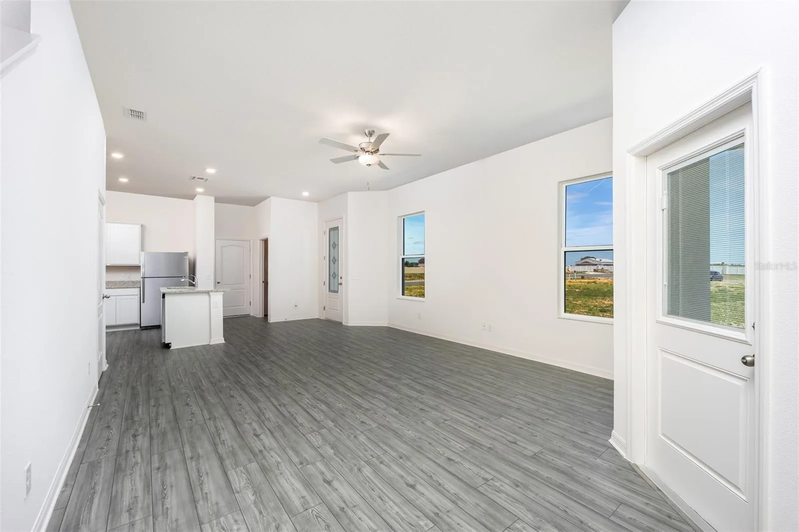 739 POPPY LN