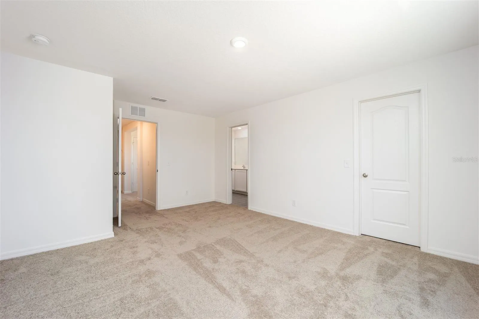 739 POPPY LN