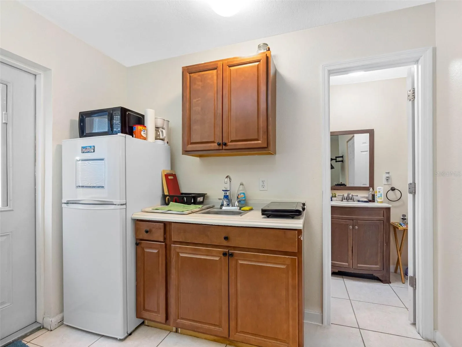 6416 SANTA MONICA DR