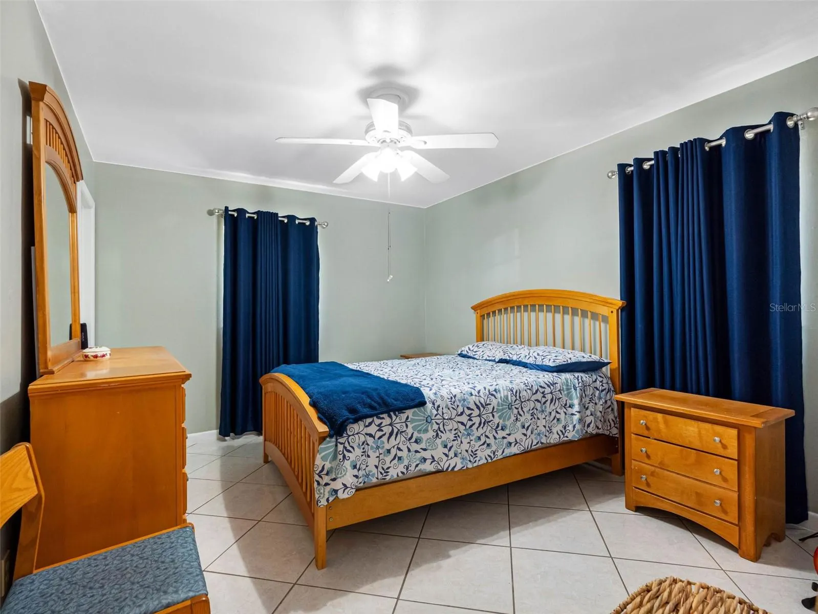6416 SANTA MONICA DR