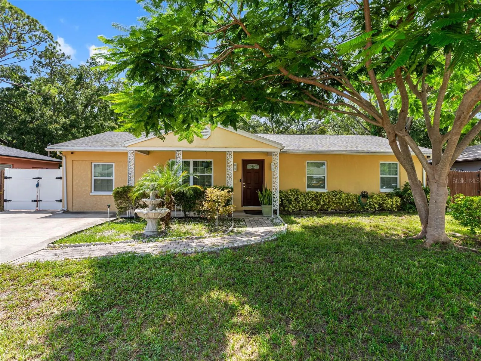 6416 SANTA MONICA DR