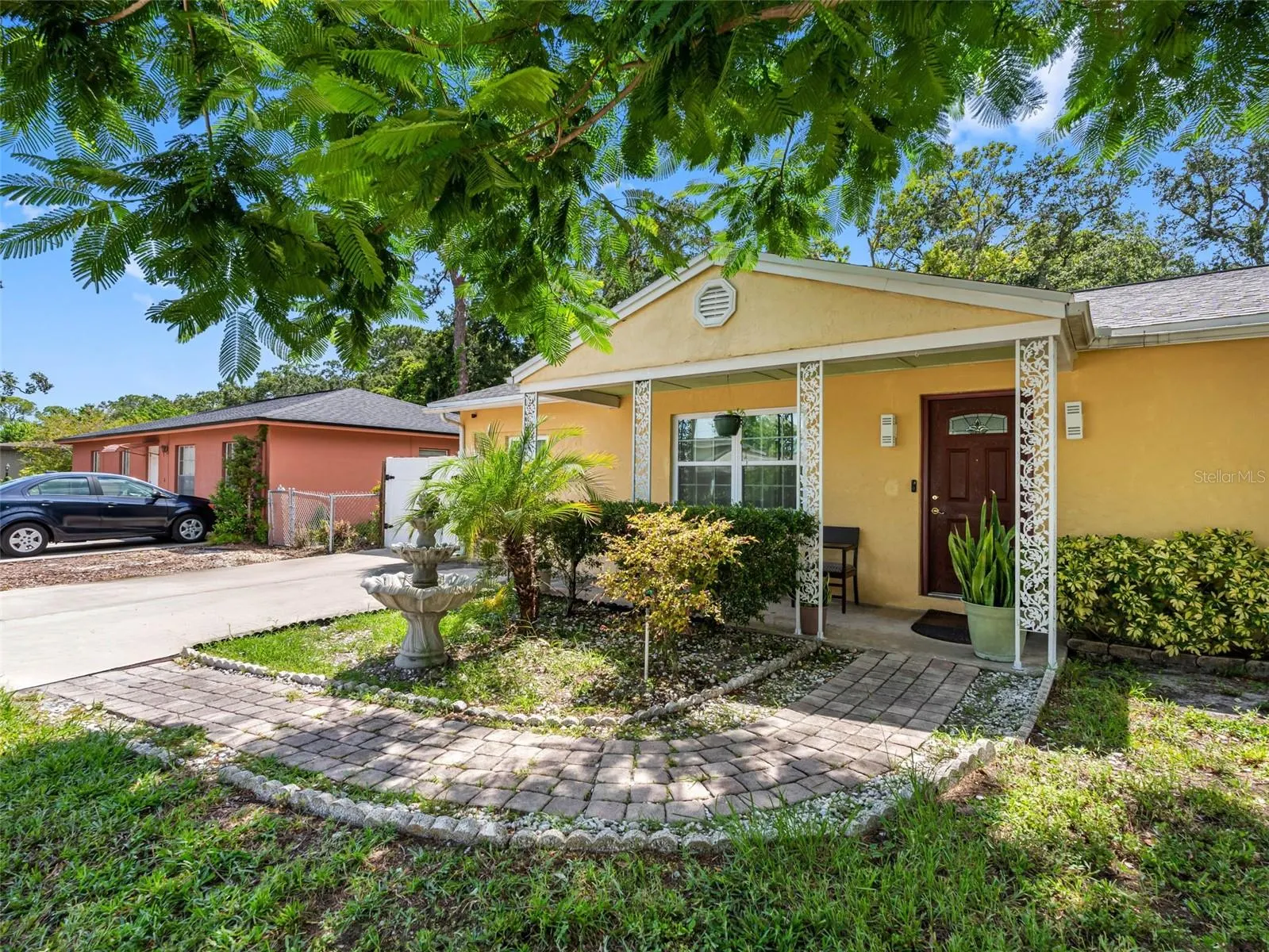 6416 SANTA MONICA DR