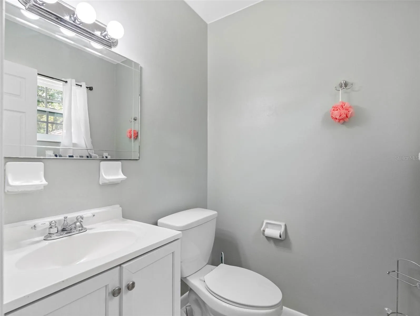 6416 SANTA MONICA DR