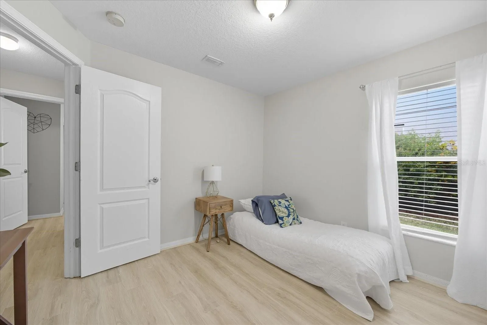10220 41ST CT E