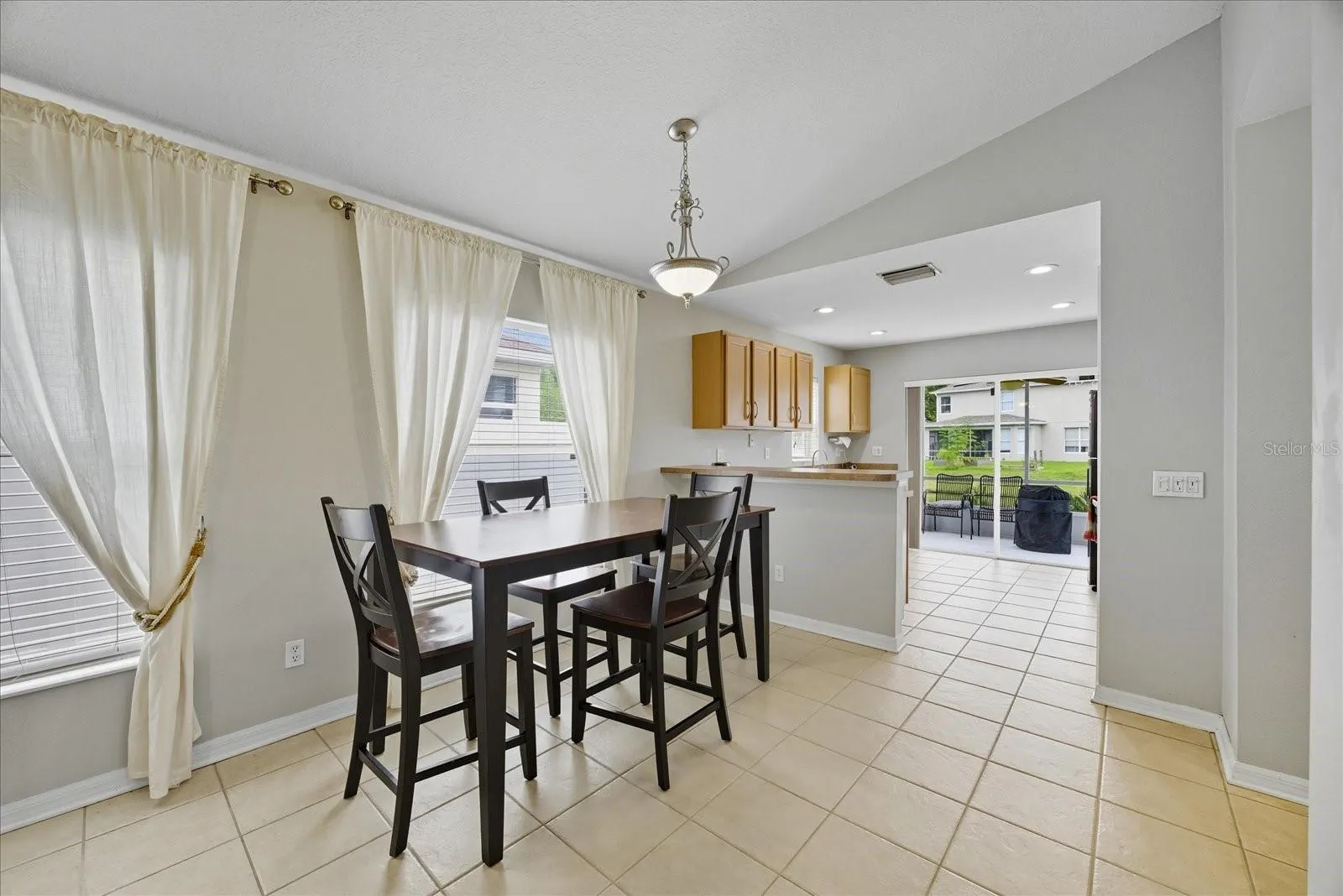 10220 41ST CT E