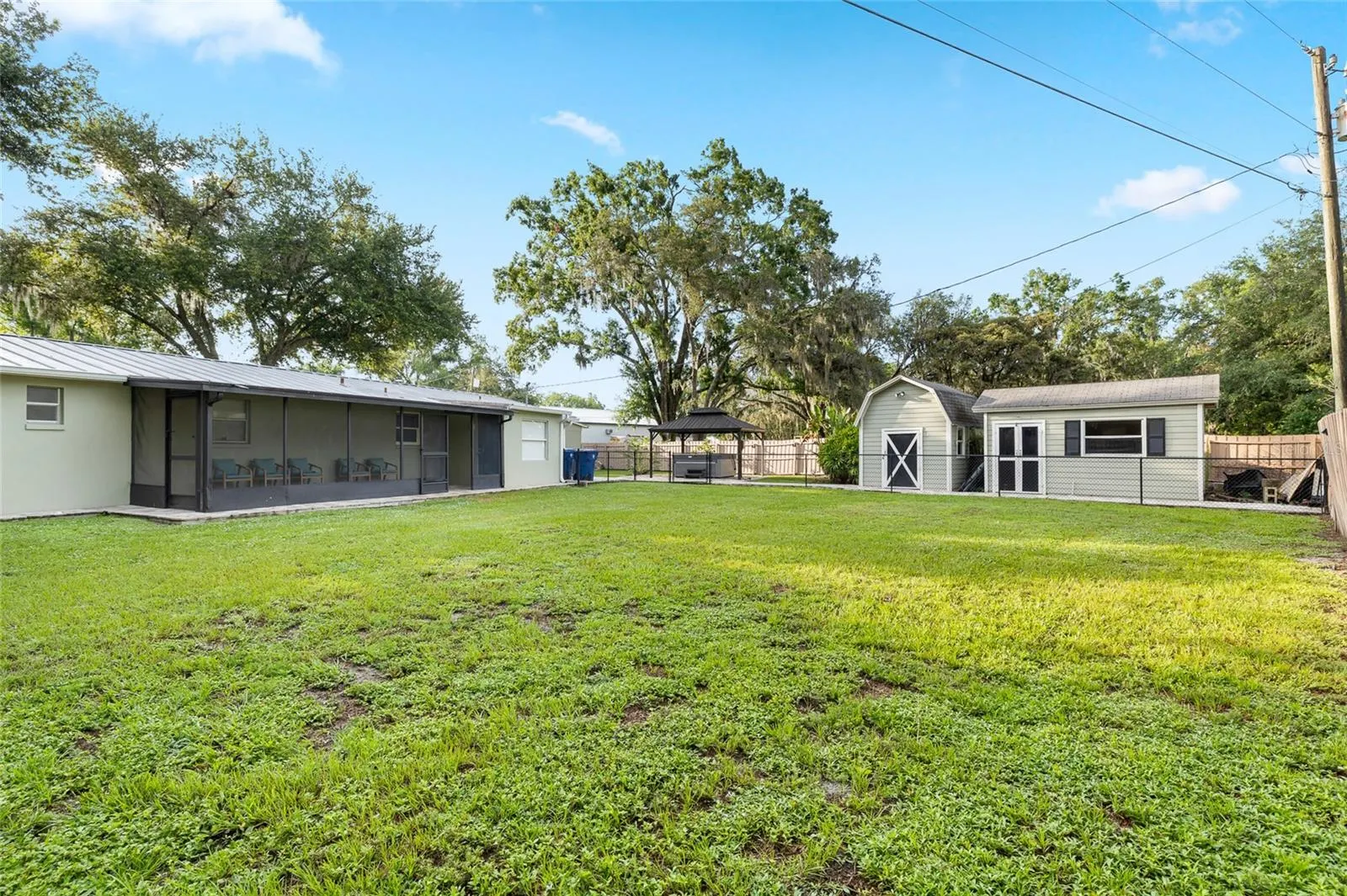 20544 GARDENIA DR