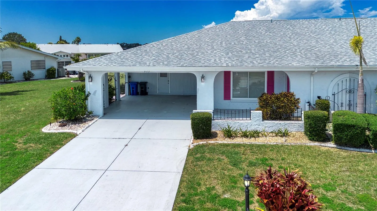 377 CLUB MANOR DR