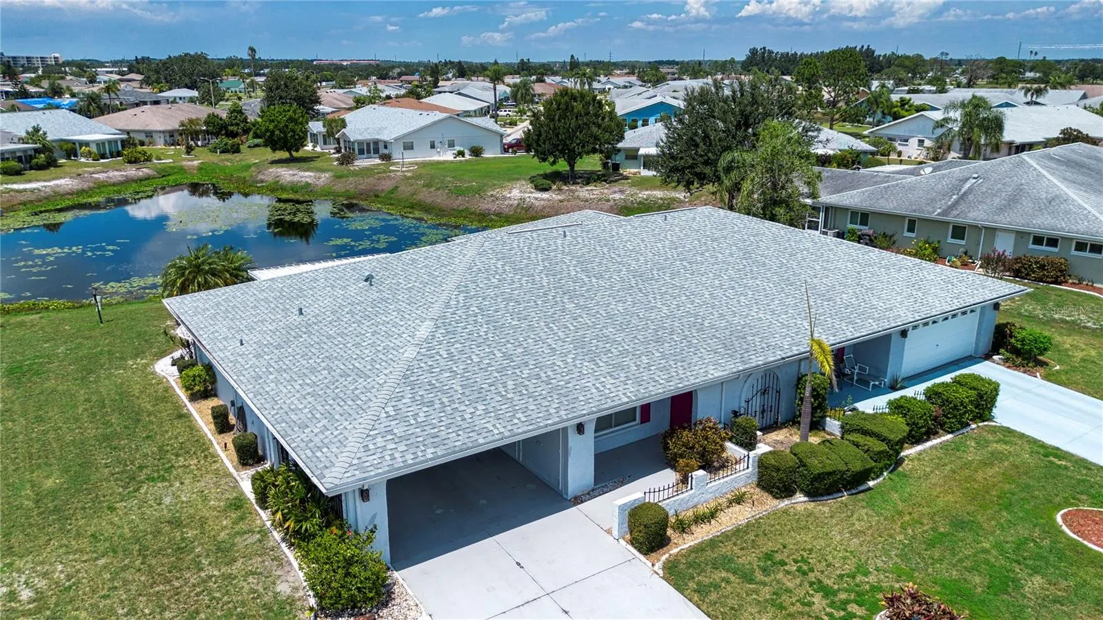 377 CLUB MANOR DR